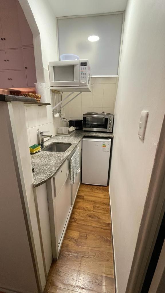 Apartamento Frente A La Playa Pocitos - A Nuevo!
